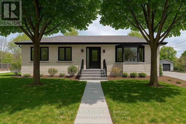 property at 3 TANAGER Ave