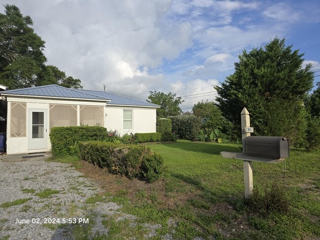 property at 1200 Clay Ave