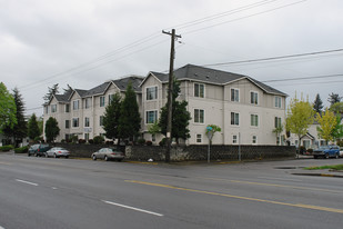 Lincoln Wood Apartments