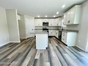 10012 Madder Wy in Louisville, KY - Building Photo - Building Photo