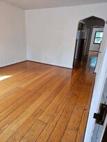 3941 Millsbrae Ave, Unit A in Cincinnati, OH - Building Photo