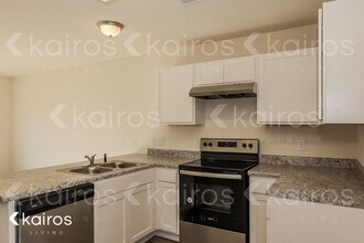 705 E Butler Ln in Florence, SC - Building Photo - Building Photo