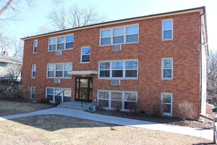 1349 Pennsylvania Ave S-Unit -1 in Minneapolis, MN - Building Photo