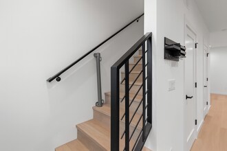 10350 Wallingford Ave N in Seattle, WA - Building Photo - Building Photo