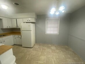817 Ridge Rd in Fayetteville, NC - Building Photo - Building Photo