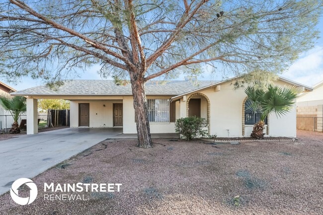 property at 7719 W Clayton Dr