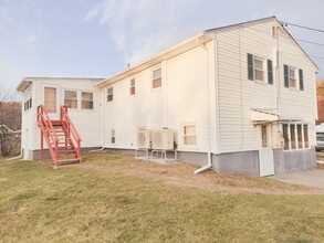29 Donna Dr in Groton, CT - Building Photo - Building Photo