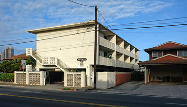 Maile Villa in Honolulu, HI - Building Photo - Building Photo