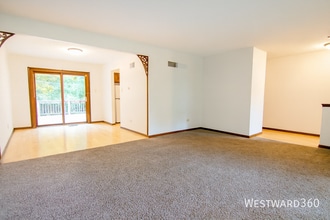 16 Longwood Dr in Joliet, IL - Building Photo - Building Photo