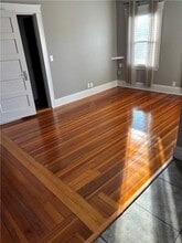 57 Park Ave in Cranston, RI - Foto de edificio - Building Photo