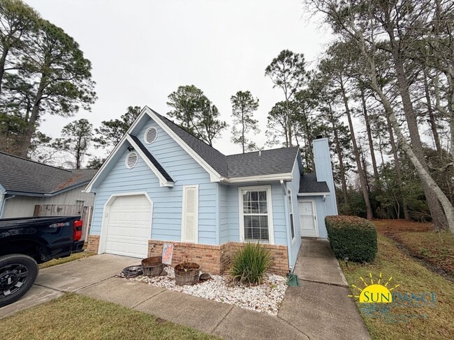 property at 3042 Yorktown Cir