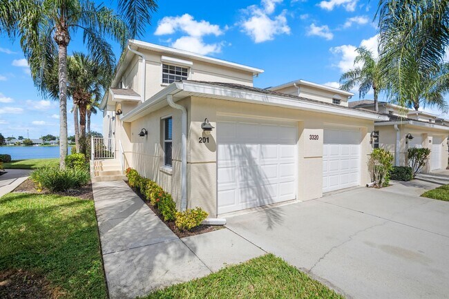 property at 3320 W Crown Pointe Blvd