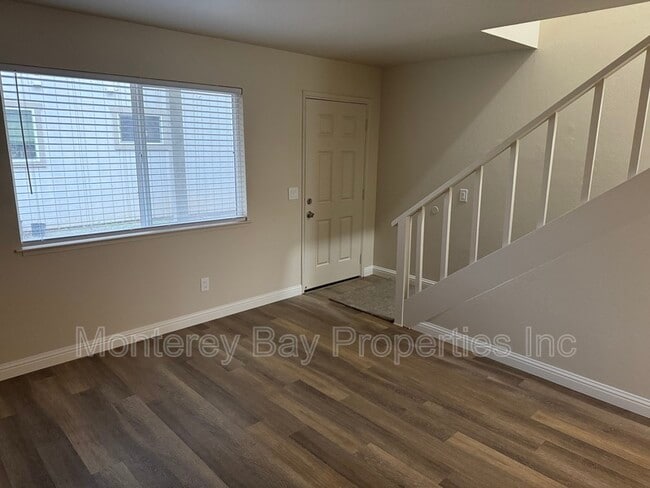 3401 Mission Dr in Santa Cruz, CA - Building Photo - Building Photo