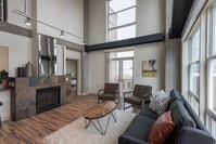 Building Photo - Premier Lofts Apartamentos in Denver, Colorado