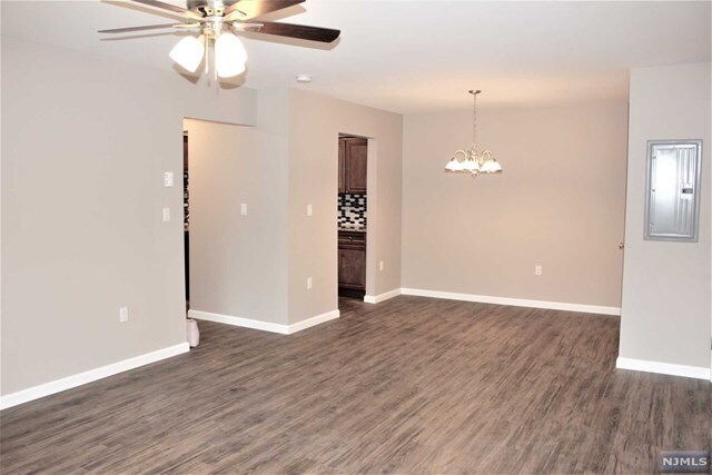 466 Liberty St-Unit -201A in Little Ferry, NJ - Building Photo - Building Photo