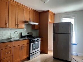 78-59 83rd St in Queens, NY - Building Photo - Building Photo