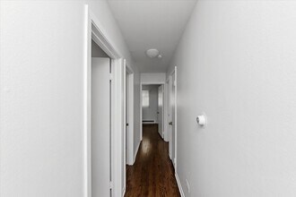 600 McKinley Ave, Unit 210 in Mundelein, IL - Building Photo - Building Photo