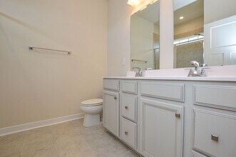 9833 Oaklawn Blvd NW in Huntersville, NC - Building Photo - Building Photo