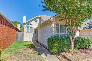 6023 Lloyd Ct in Dallas, TX - Building Photo
