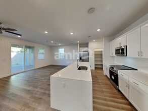5820 Fly Fisher St in Las Vegas, NV - Building Photo - Building Photo