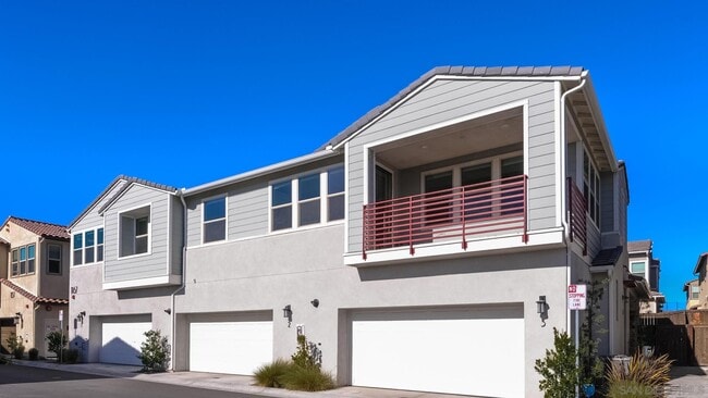 1167 Calle Obsidiana in Chula Vista, CA - Foto de edificio - Building Photo
