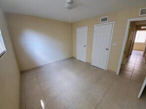 706 M.L.K. Blvd S, Unit A2 in Daytona Beach, FL - Foto de edificio - Building Photo