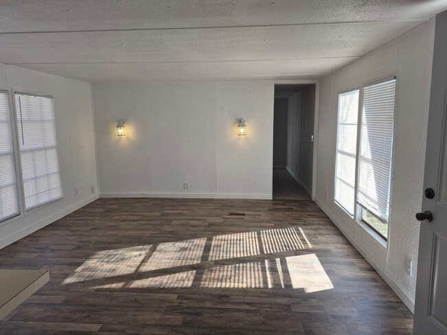 209 S Ave B in Burkburnett, TX - Building Photo - Building Photo