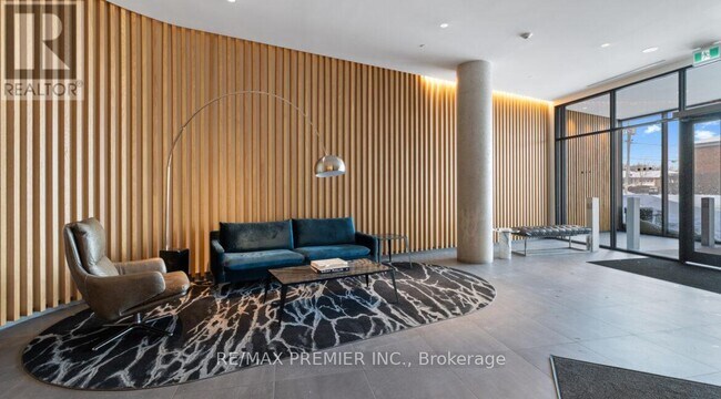 120-120 Varna Dr in Toronto, ON - Building Photo - Building Photo