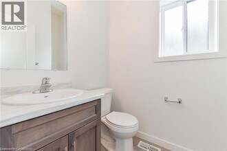 46 Franklin St S in Kitchener, ON - Building Photo - Building Photo