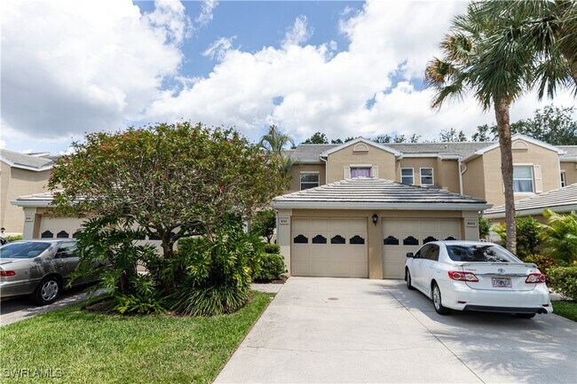 property at 12040 Summergate Cir