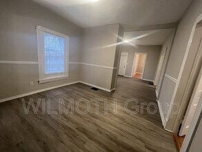 2509 E 10th St in Indianapolis, IN - Building Photo - Building Photo