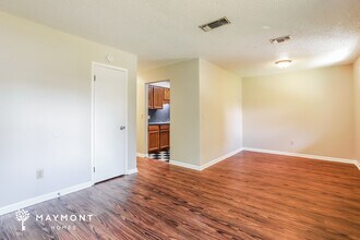 7913 Jasper Ave in Jacksonville, FL - Building Photo - Building Photo