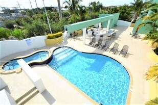 185 NE 4th Ave in Delray Beach, FL - Building Photo