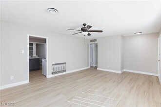 1300 E Nelson Ave in North Las Vegas, NV - Building Photo - Building Photo