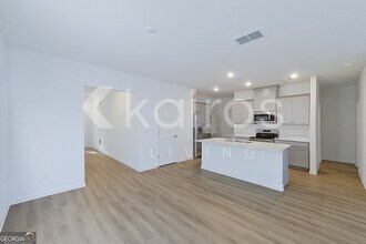 216 Birch Ave in Warner Robins, GA - Building Photo - Building Photo