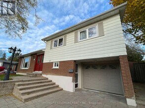 44 Sir Bedevere Pl in Markham, ON - Building Photo - Building Photo