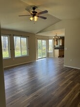 1165 Sun School Cir in Wasilla, AK - Building Photo - Building Photo