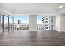 150 Main St Lofts in Hamilton, ON - Building Photo