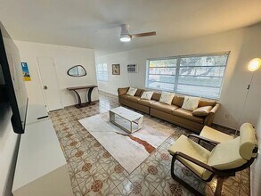 650 Pennsylvania Ave in Miami Beach, FL - Building Photo - Building Photo