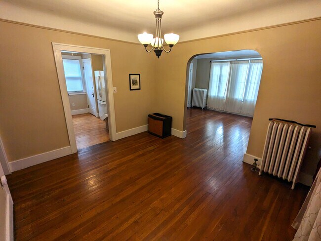 1428 Somerset Ave, Unit Lower Unit in Grosse Pointe Park, MI - Foto de edificio - Building Photo