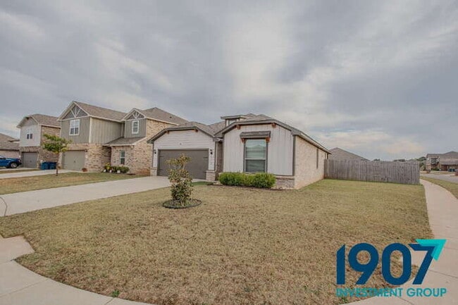 1112 NW 6th St in Newcastle, OK - Building Photo - Building Photo