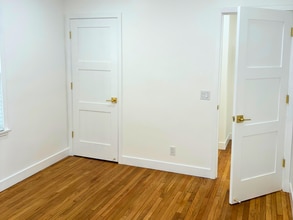 $1,000 Move-In Credit | Modern 2-Bed Oasis in Santa Monica, CA - Building Photo - Building Photo