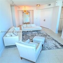 300 S Pointe Dr, Unit # 704 in Miami Beach, FL - Building Photo - Building Photo