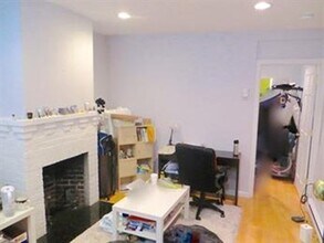 53 Garden St, Unit B in Boston, MA - Foto de edificio - Building Photo