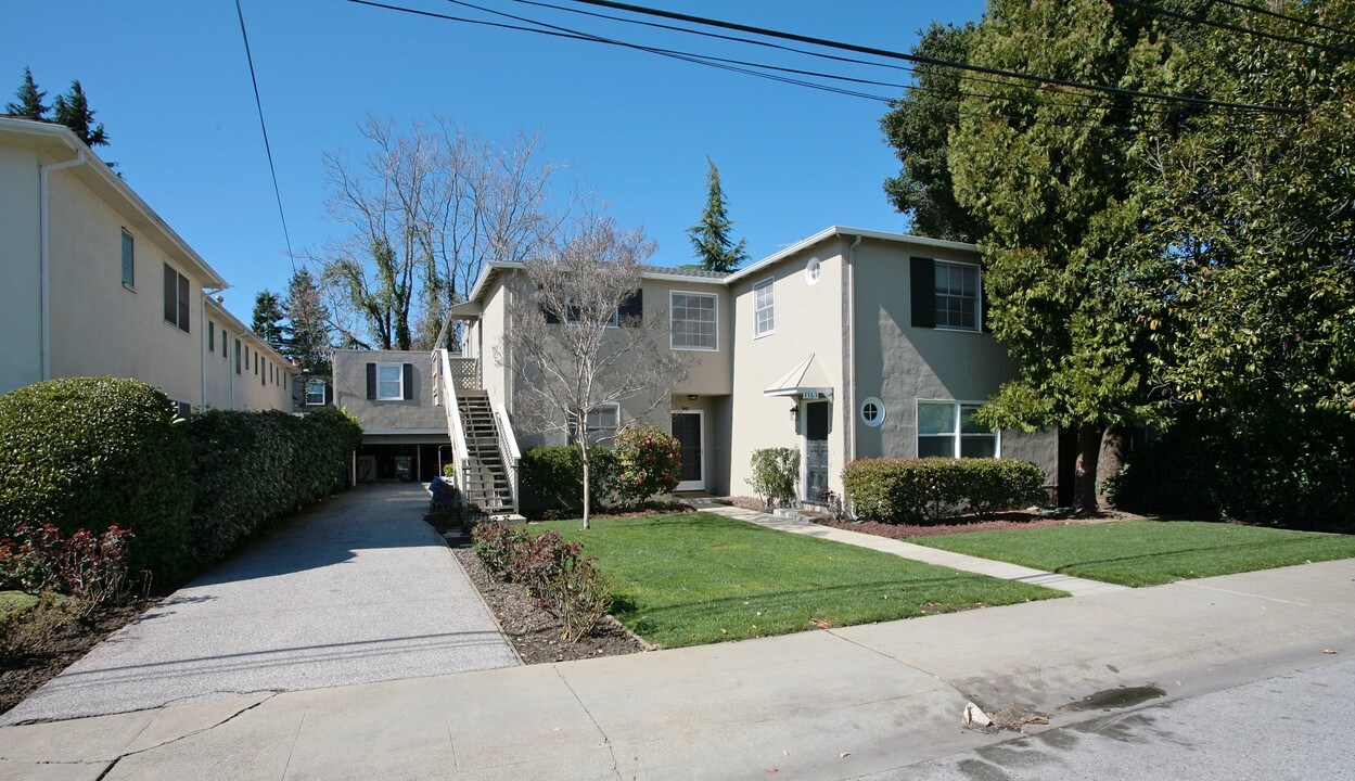 1161-1163 Noel Dr in Menlo Park, CA - Foto de edificio