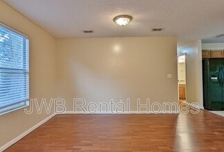 7928 India Ave in Jacksonville, FL - Building Photo - Building Photo