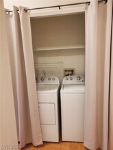 10535 Clarion River Dr in Las Vegas, NV - Building Photo - Building Photo