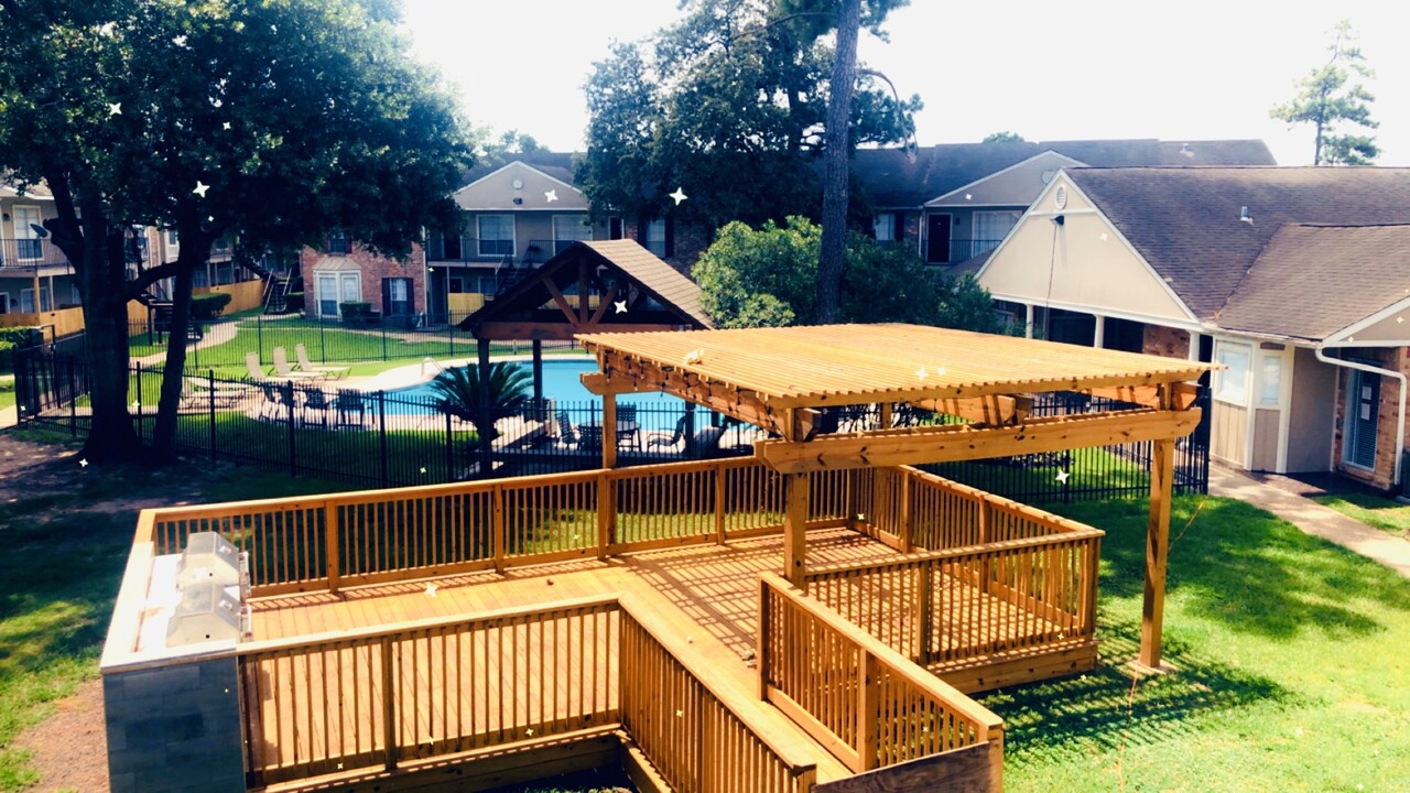 Oaks of Wimbledon in Spring, TX - Building Photo