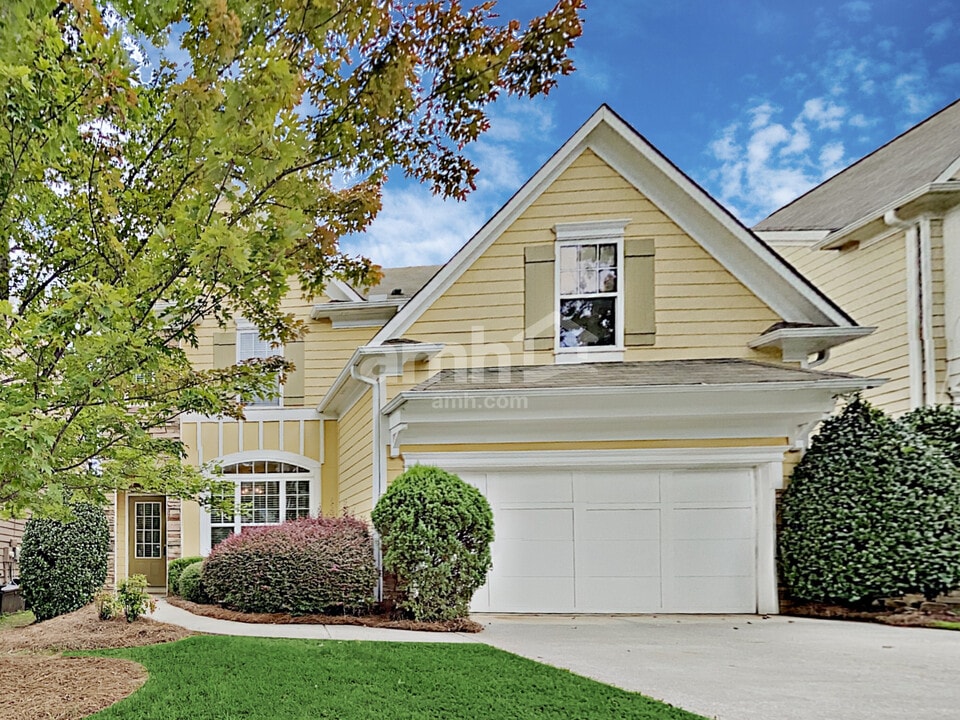 2313 Worrall Hill Dr in Duluth, GA - Building Photo