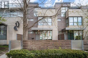 31 Brunel Ct in Toronto, ON - Building Photo